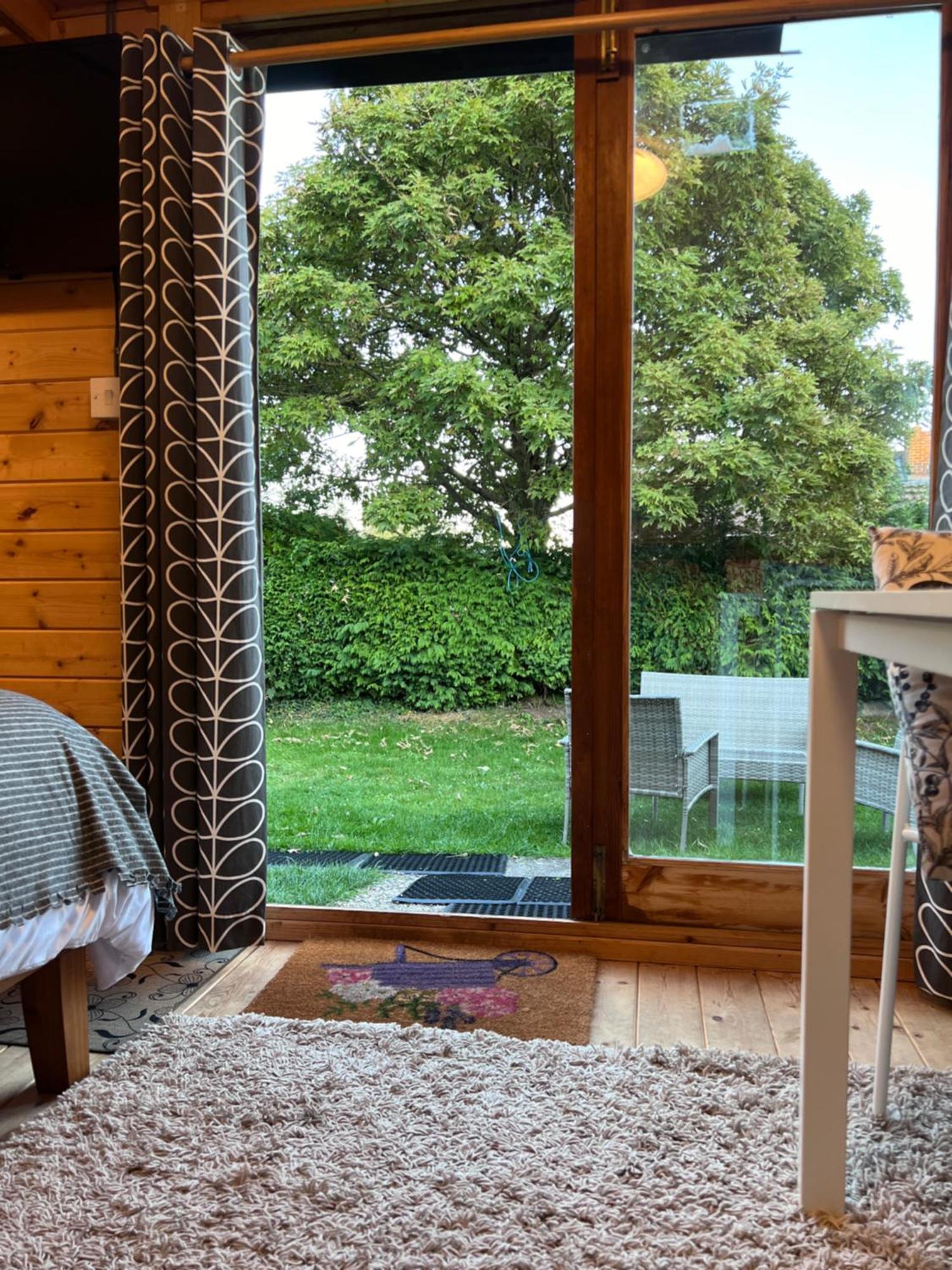 The Cabin Bradford-On-Avon Luaran gambar